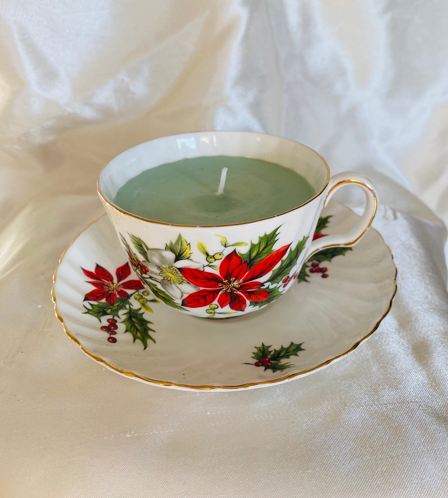 Poinsettia Tea Cup