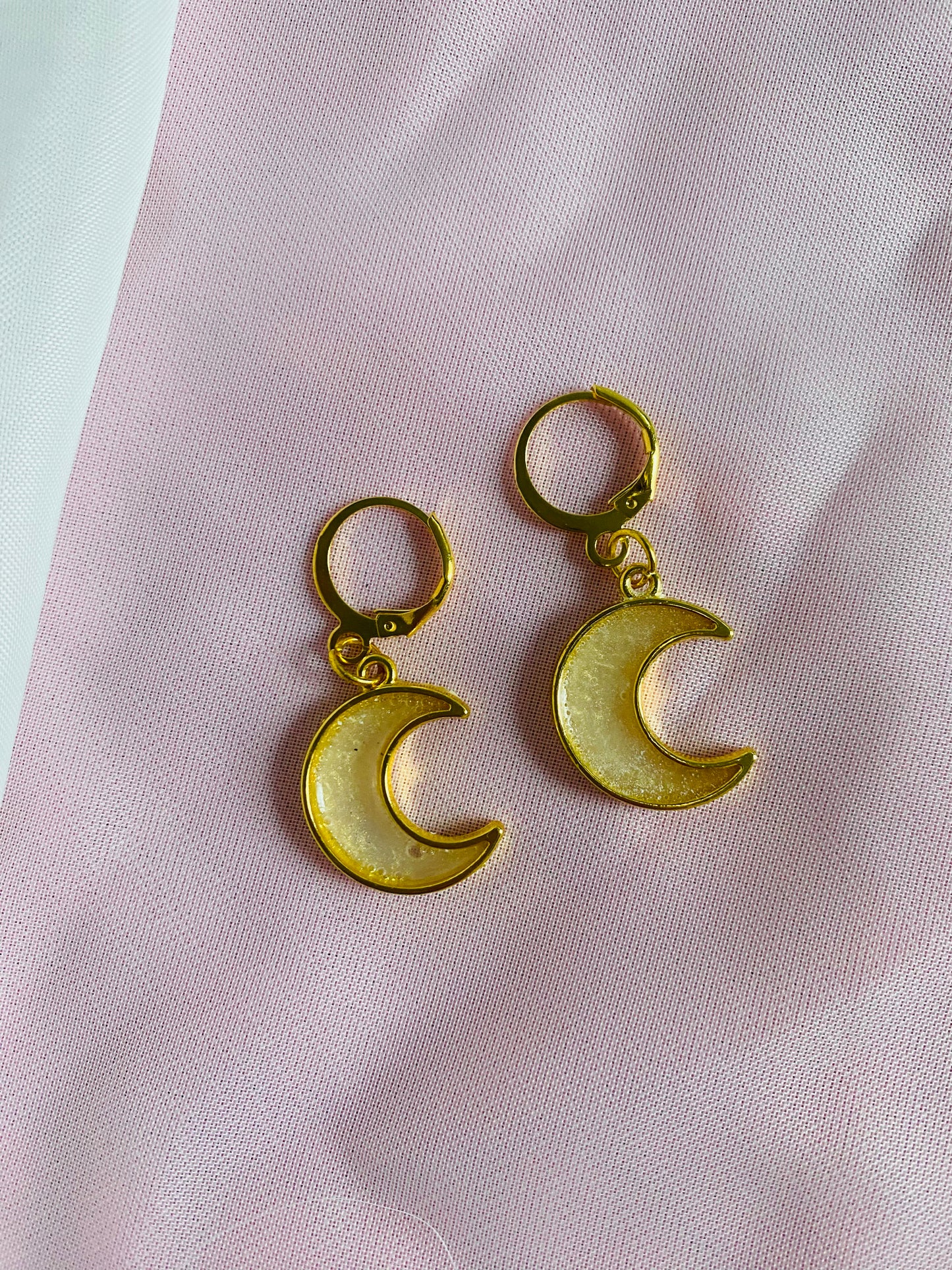 Pearl Moon