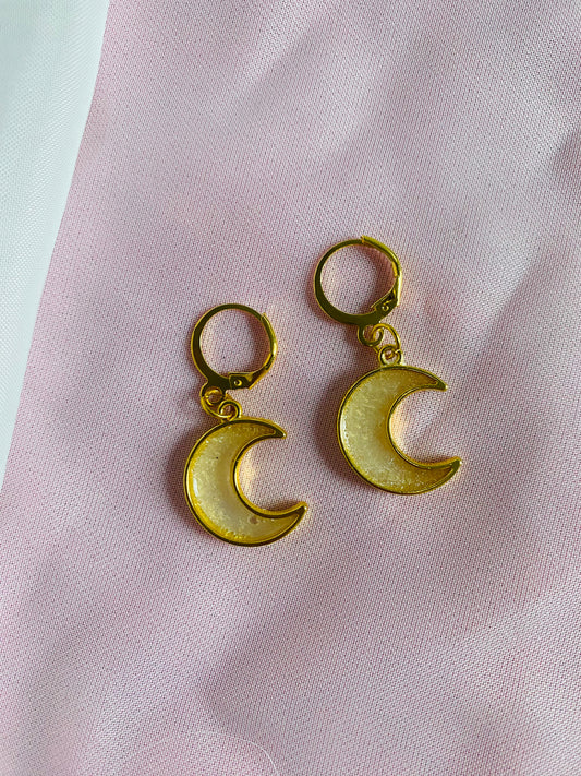 Pearl Moon